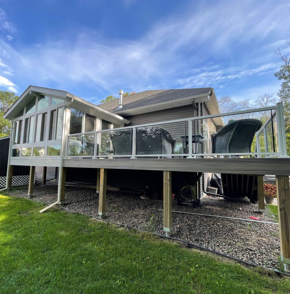 Seasonal Decorating Ideas for Your Sunroom in Minnesota