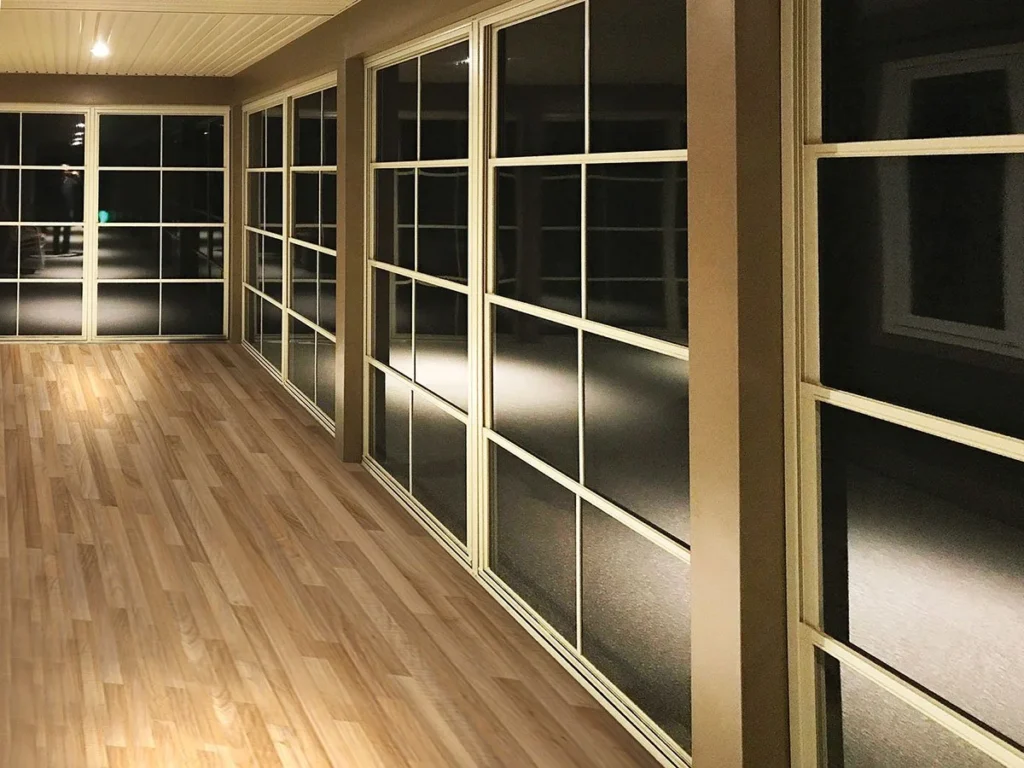 four-track stacking windows