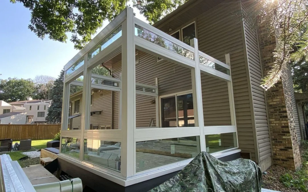 All-Season Sunrooms 101: What Makes a Room Truly Four-Season